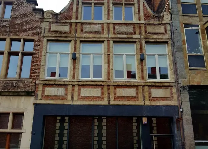 Violet Suites